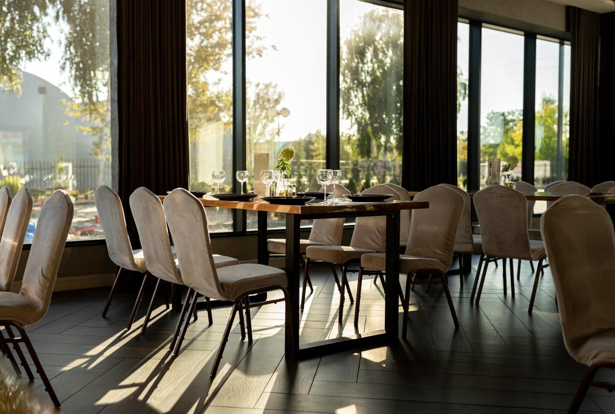 Hotel Promenada Biznes & Wypoczynek Radom Dış mekan fotoğraf
